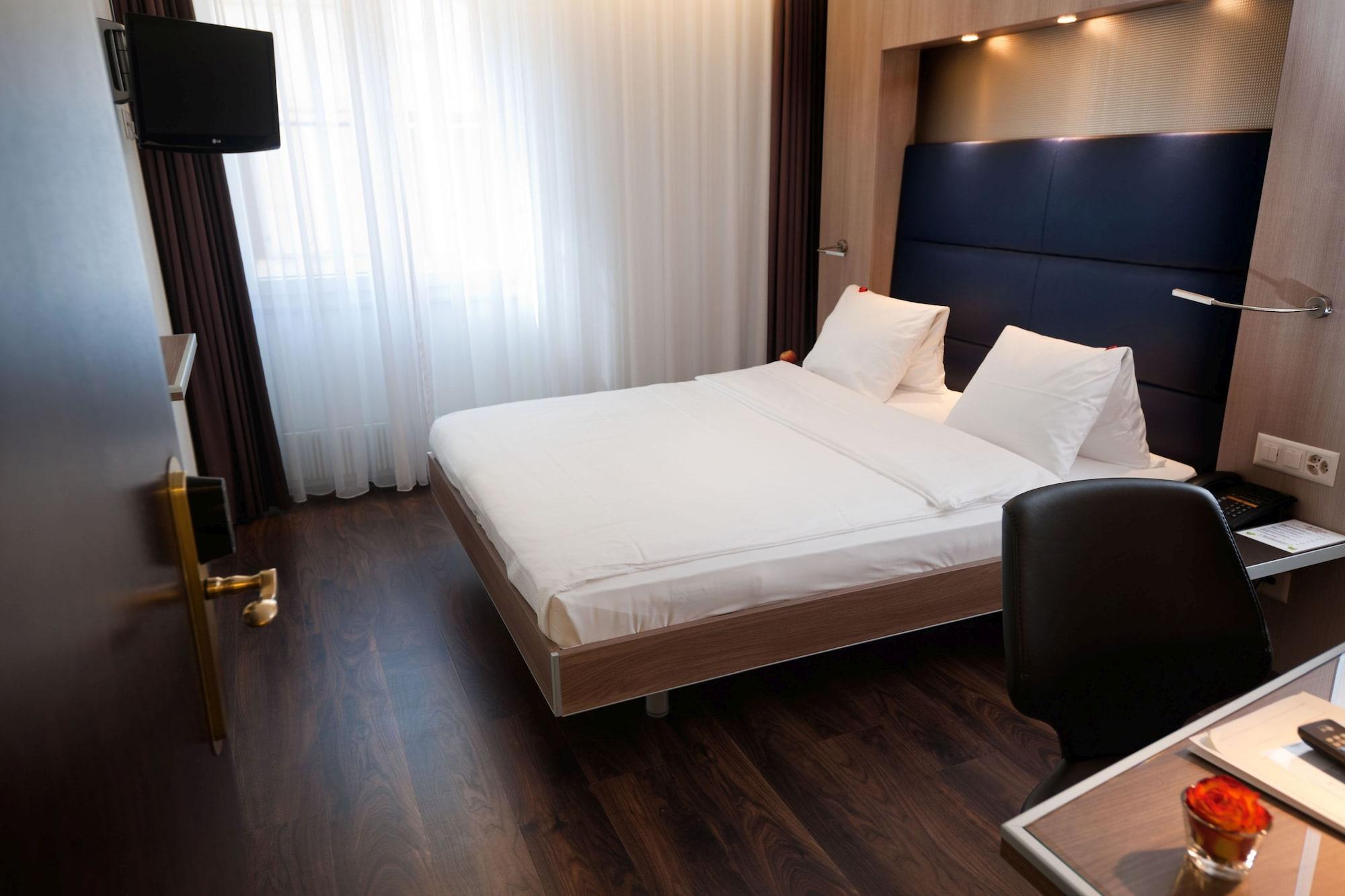 Alexander Old Town 3* Curych